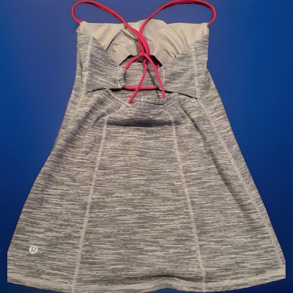 Lululemon dancing warrior strappy tank top size 6 - Picture 4 of 5